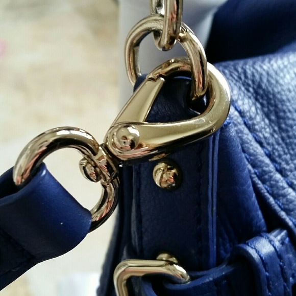 Kate Spade- blue crossbody Great Condition! - Picture 3 of 5